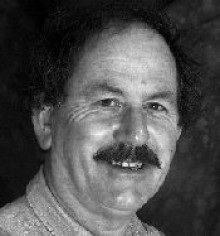 Liam O Muirthile, file (poet)