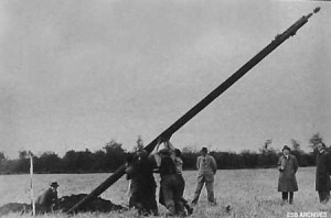 Erecting first pole at Kilsallaghan, Co. Dublin 1946 Picture: ESB Archive