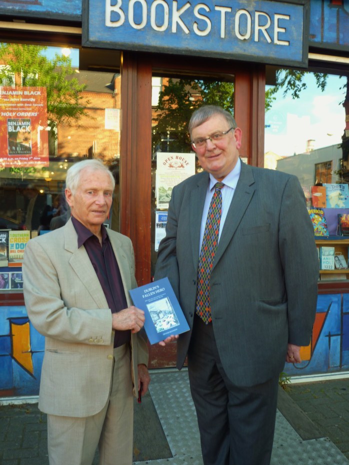 Author Dennis Kennedy and myself outside No Alibis bookstore 