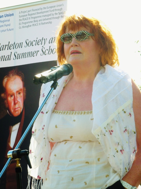 Singer Seosaimhín Ní Bheaglaoich at the Blue Bridge