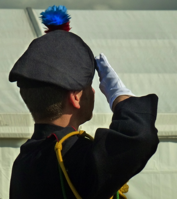 Salute by a member of 152 (Ulster) Transport Regiment Band RLC Photo: © Michael Fisher