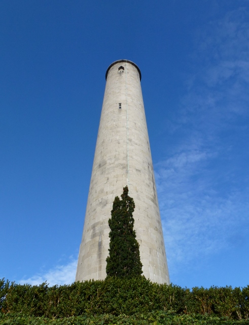 O'Connell Tower at Glasnevin Cemetery  Photo: © Michael Fisher