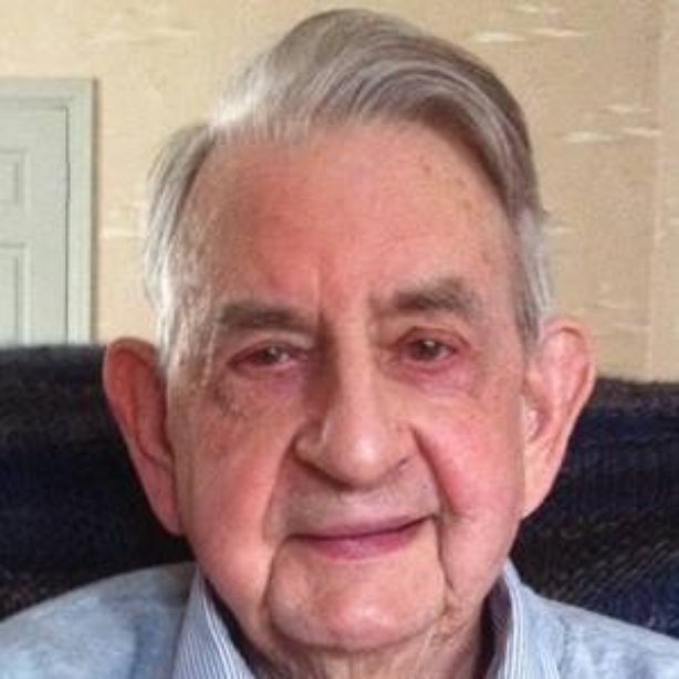 Desmond Fisher photo for RTÉ News Online article taken on his laptop Oct. 2012