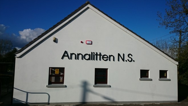 Annalitten National School near Castleblayney Photo:  © Michael Fisher